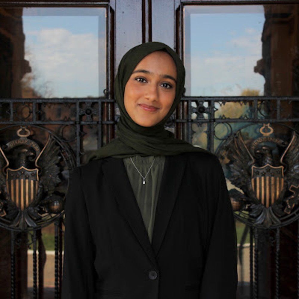 Meet your Posher, Samirah